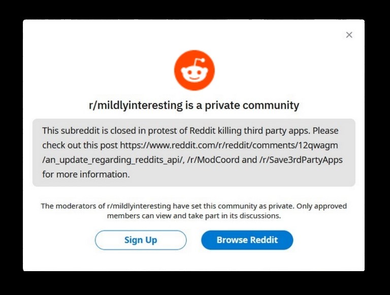 Notification box from Reddit stating that the mildly interesting subreddit is private in protest of Reddit's proposed API changes